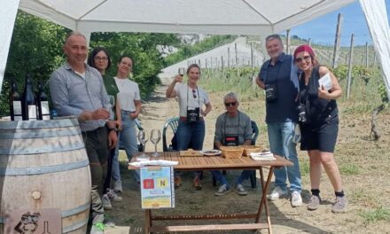 Il Giro del Vescovado torna il 2 maggio: passeggiata tra vigne, degustazioni e convivialità nei Colli Tortonesi