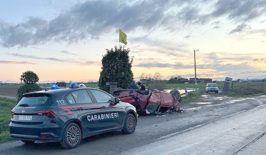 Impressionante incidente a Castelnuovo Scrivia con tre giovani feriti