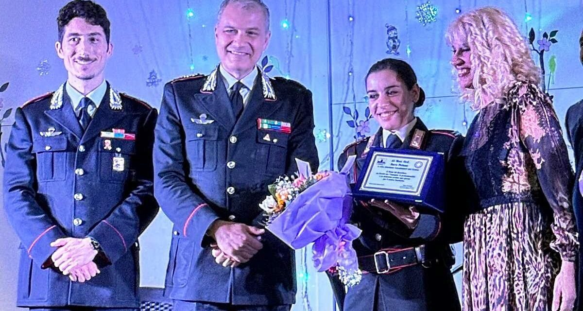 Alessandria, il Maresciallo dei Carabinieri Sara Peluso premiata da Maria Teresa Ruta
