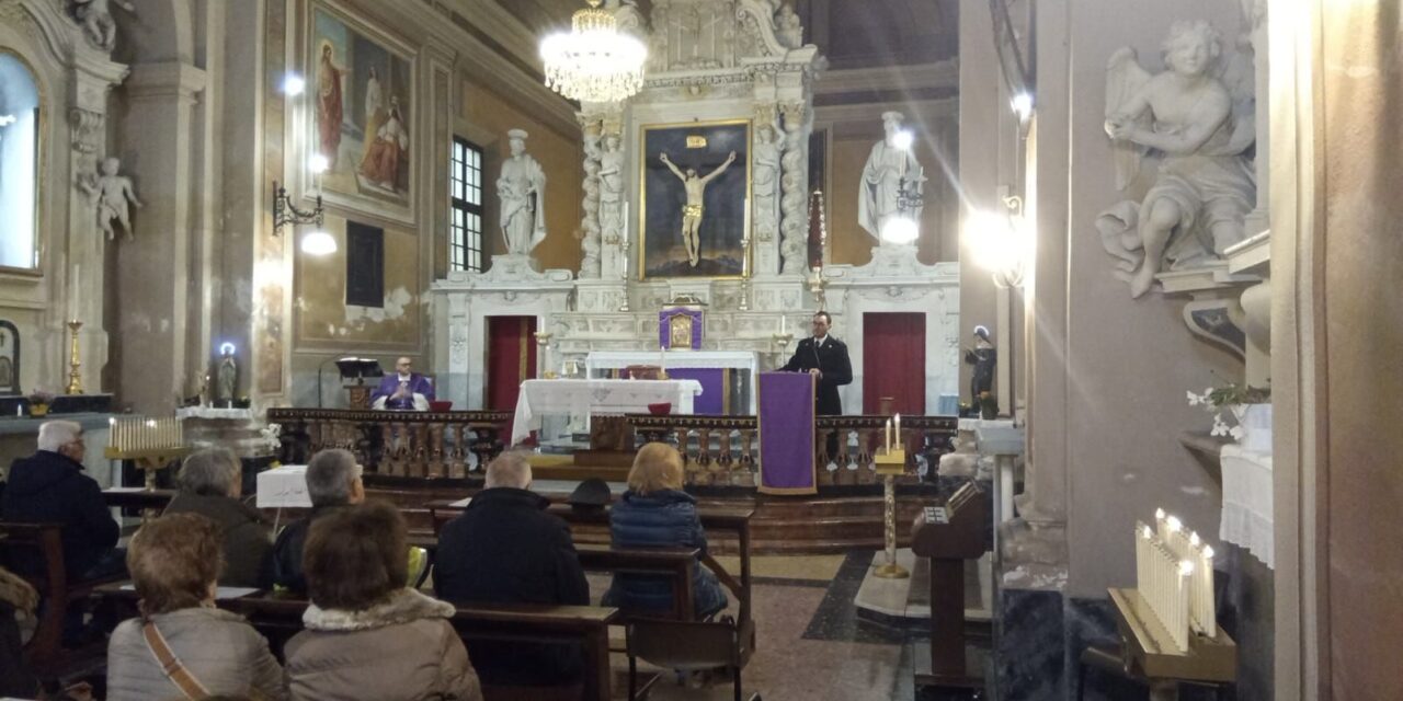 I Carabinieri incontrano i fedeli a Pontecurone per istruirli contro le truffe