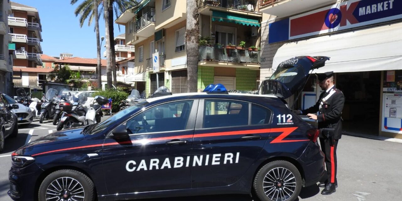 Bordighera, sorpresi in villa aggrediscono il custode arrestati dai Carabinieri