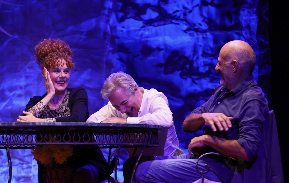 Giovedì 25 aprile Que Serà a Teatro del Casinò di Sanremo