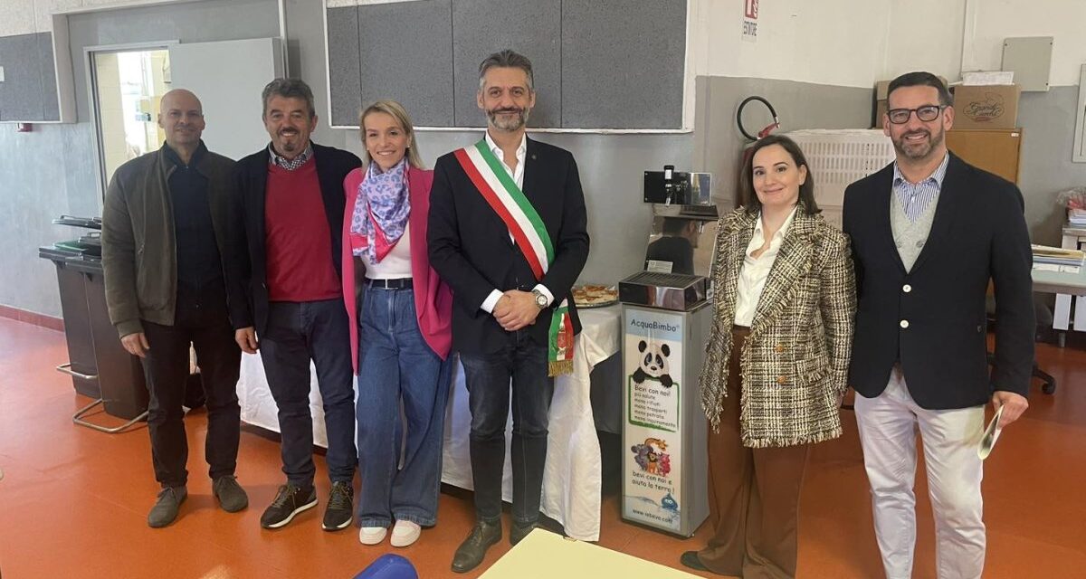 A Tortona le mense scolastiche tutte senza plastica ed ecologiche: oggi inaugurata la prima