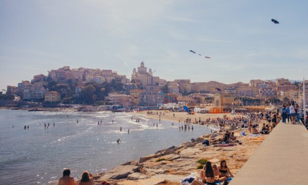 Imperia, riaprono gli ascensori pubblici del Parasio: conclusi gli interventi di revisione decennale