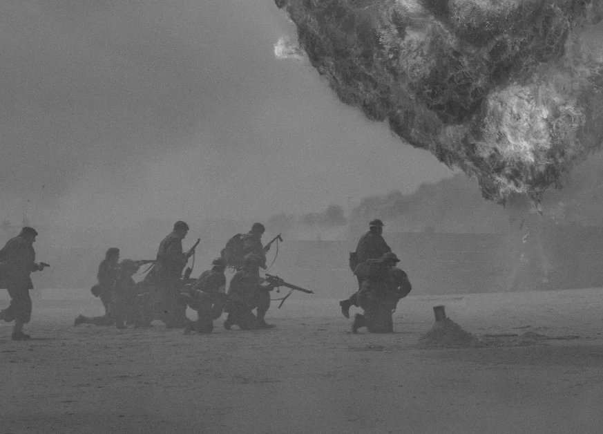 J. Robert Oppenheimer: chi era l’uomo che cambiò la guerra moderna