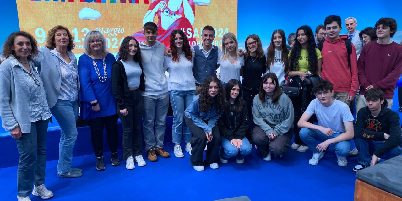 Studenti Tortonesi del Liceo Peano premiati al Salone del Libro