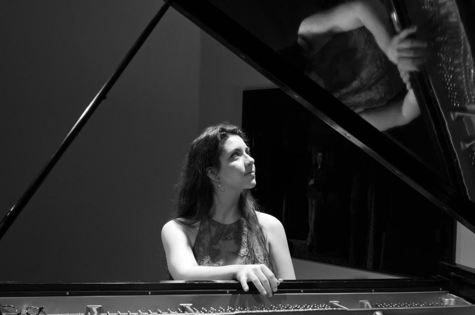 Dal 25 al 28 luglio torna la magia della musica nel loggiato secentesco al Parasio di Porto Maurizio, Imperia