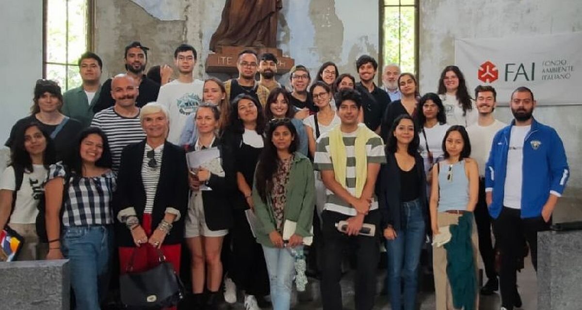 I partecipanti al master Arurcohe alla chiesa del Borsalino e al Poliambulatorio di Alessandria