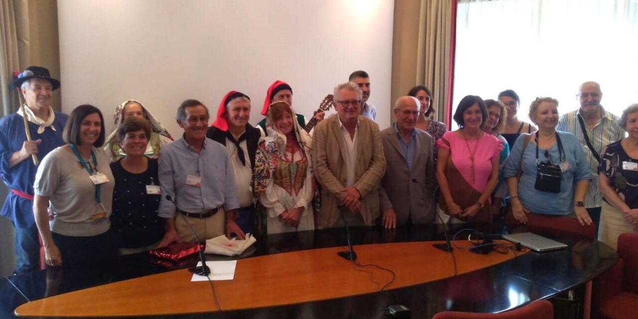 Dalla Colombia a Lucinasco con la moglie alla ricerca delle sue radici