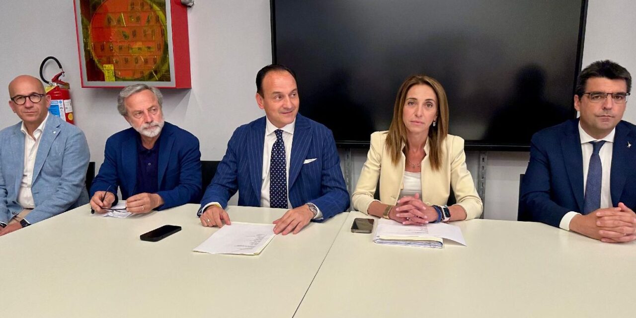 Ex Ilva, riunito il tavolo a Novi Ligure: Regione, Comuni e sindacati al lavoro su un documento unitario