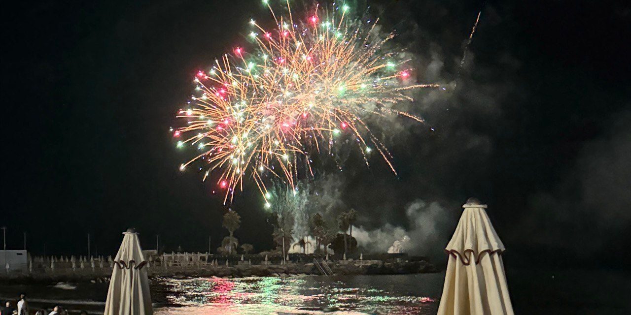 Diano Marina, chiusi i moli per lo spettacolo pirotecnico del 16 agosto