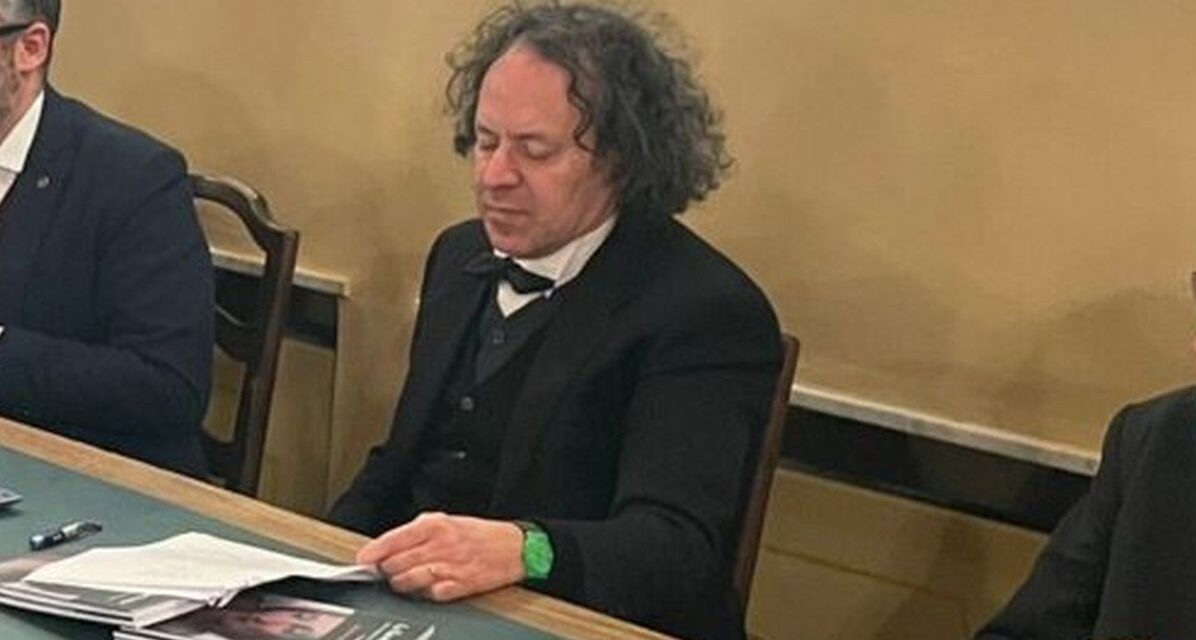 Il Tortonese Giacomo Maria Prati spiega come  Trump stia realizzando tutti i suoi target, salvando il sistema dal rischio di default