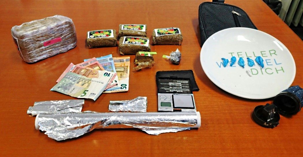 Un chilo di droga nell’appartamento ad Alessandria dove si trova agli arresti domiciliari: arrestato