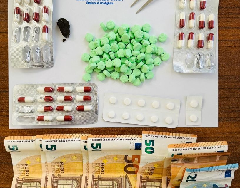 I Carabinieri di Bordighera arrestano uno spacciatore di farmaci e droghe sintetiche
