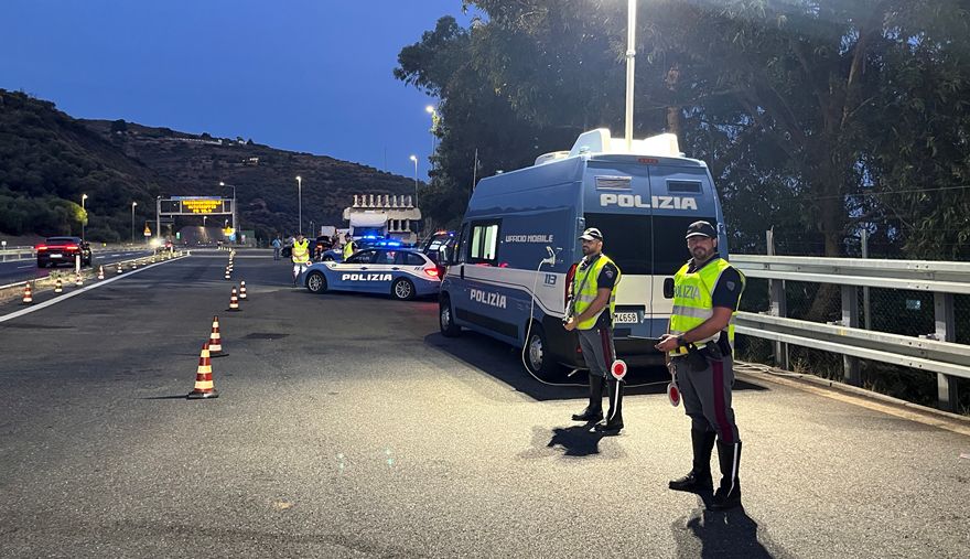 Controlli della Polizia stradale di Alessandria e quattro patenti ritirate