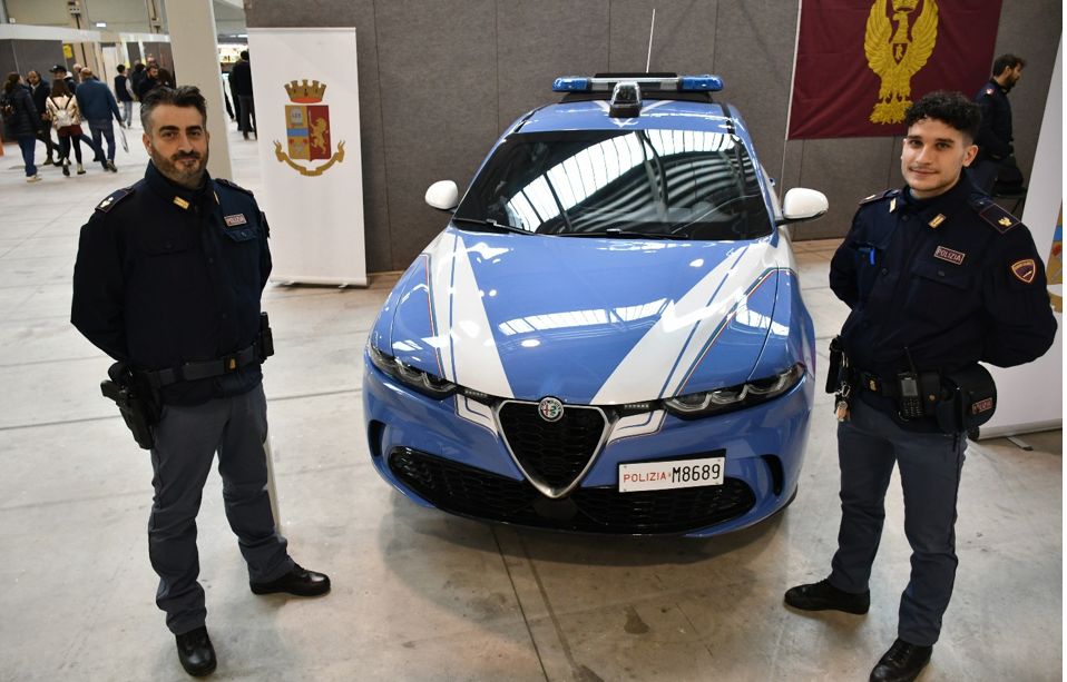 La Polizia di Stato di Alessandria e del Commissariato di Casale Monferrato a “Fai la mossa giusta”.