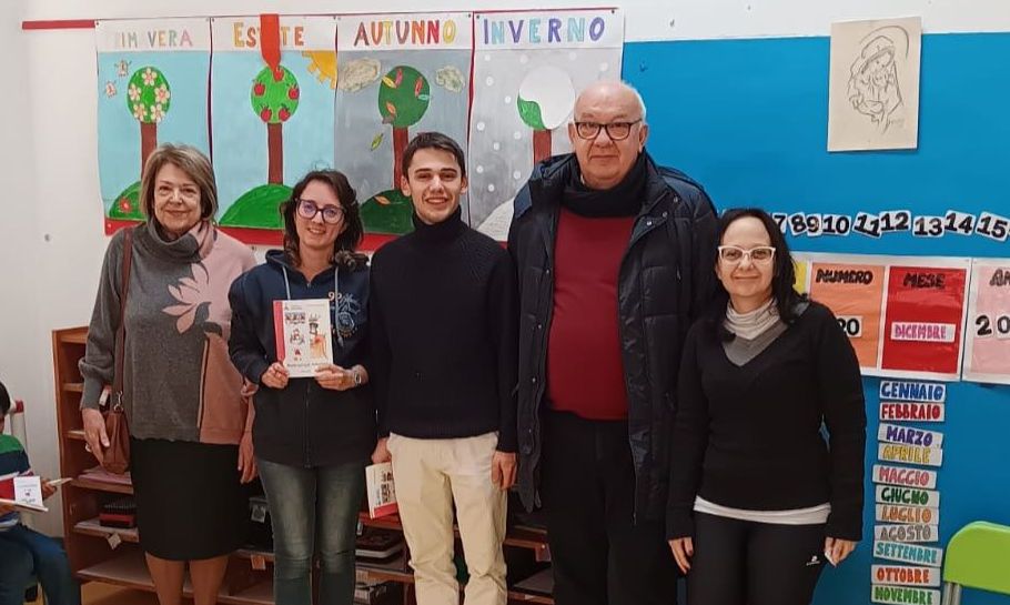 Fiabe e dolcetti agli alunni di Pontecurone da parte del Comune