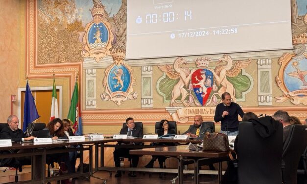 Diano Marina, dai lavori sui torrenti al bilancio: tutte le decisioni che sono state prese stasera in Consiglio comunale