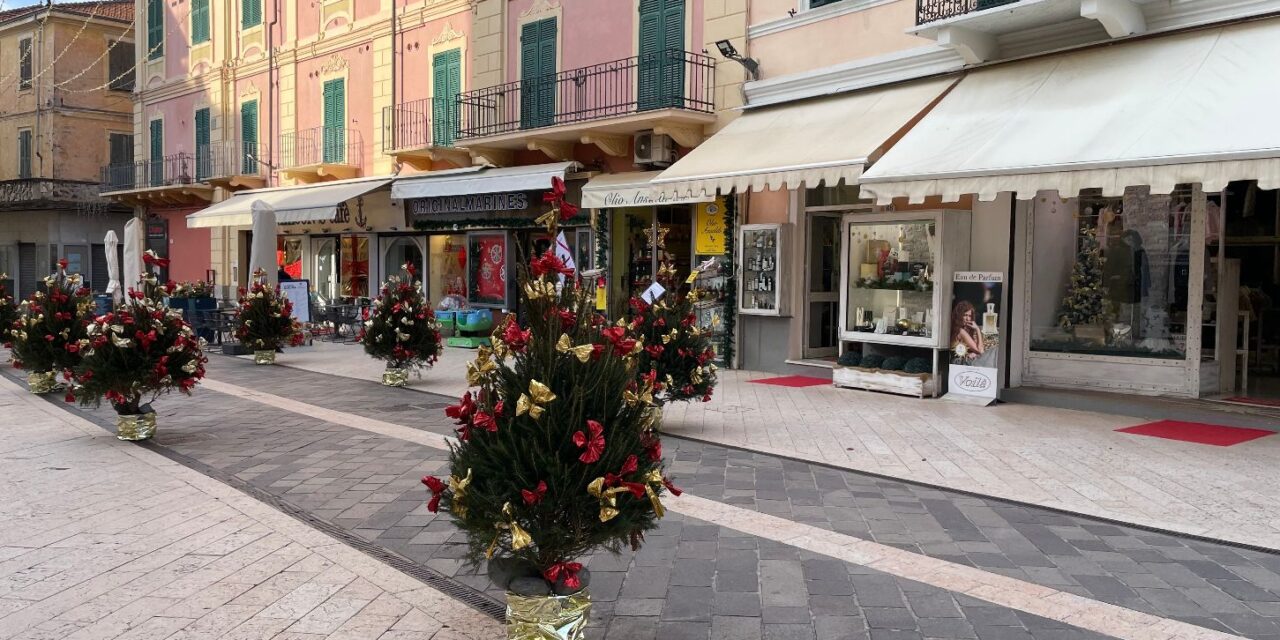 Diano Marina si prepara a vivere un Natale straordinario ricco di cultura, musica, tradizione e… Cristina D’Avena