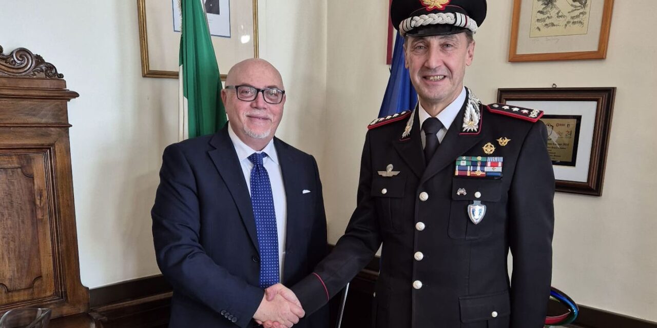 Il generale dei Carabinieri Riccardo Galletta in Prefettura a Imperia