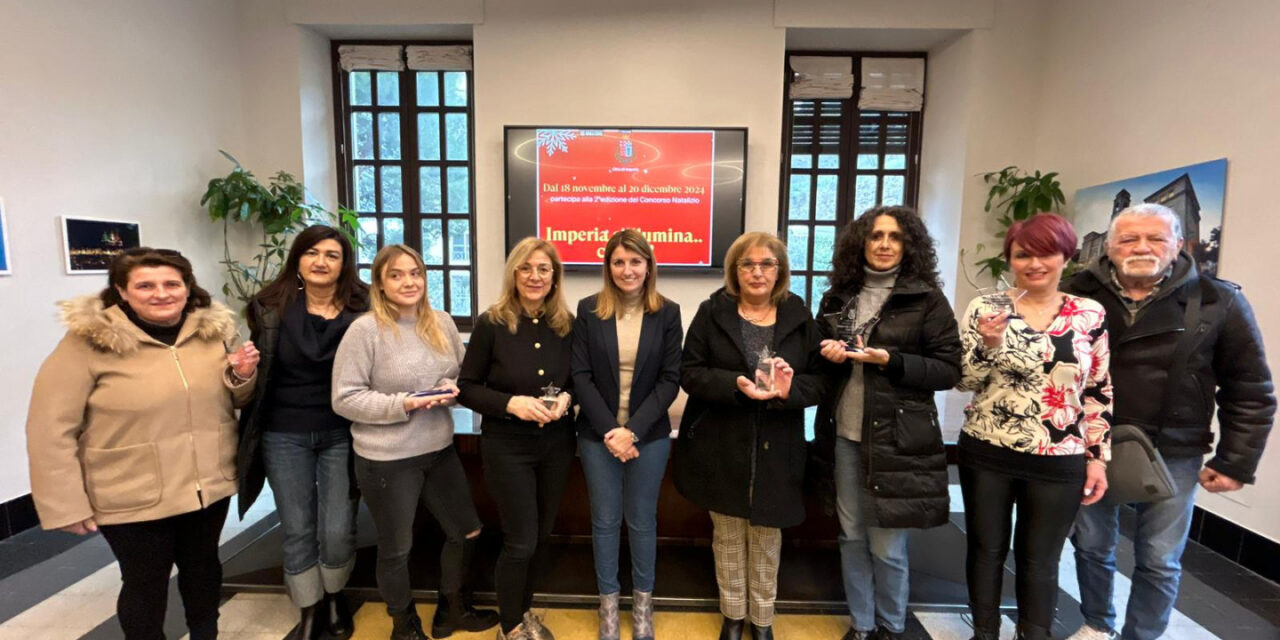 Imperia, premiati i vincitori della seconda edizione del concorso natalizio “Imperia s’illumina con Te”