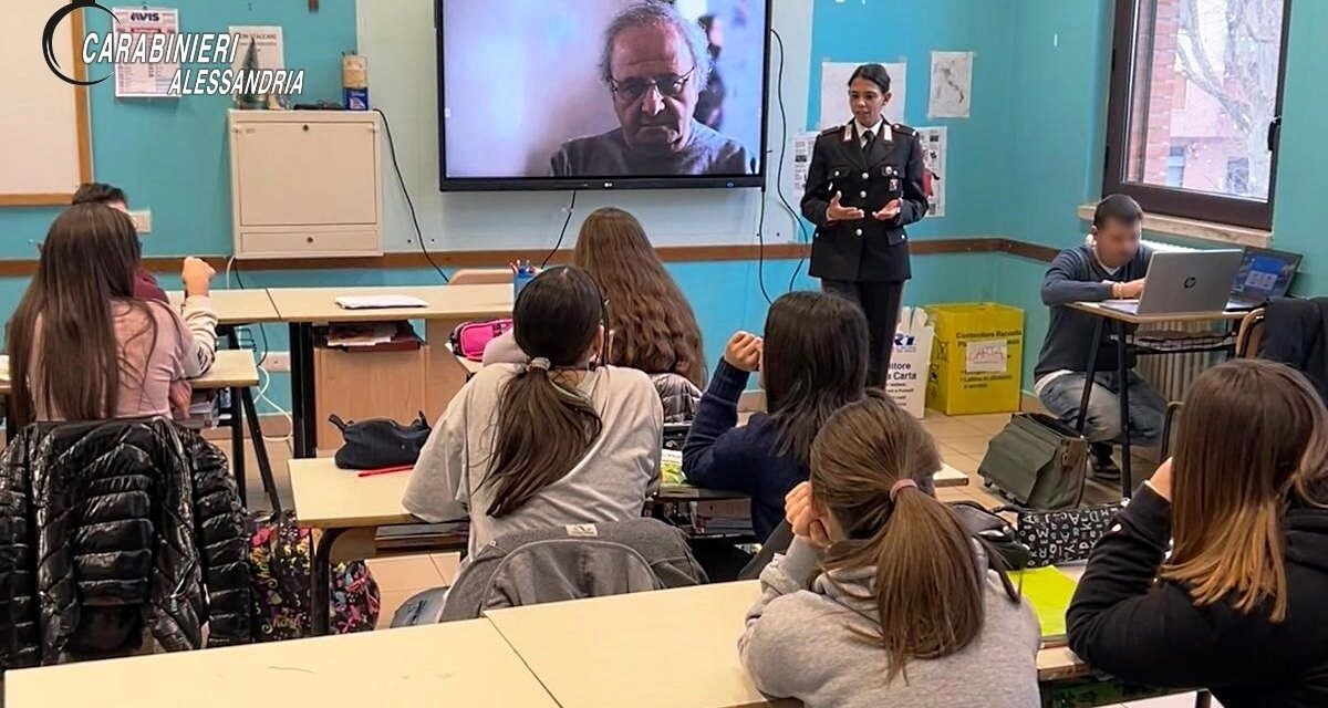 Carabinieri nelle scuole di Sale per promuovere la cultura della legalità