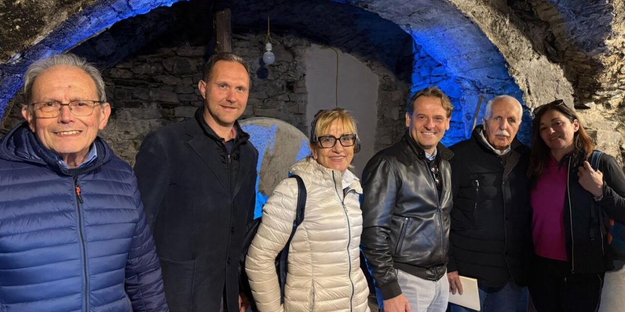 L’assessore regionale Marco Scajola a Tovo Faraldi per  l’inaugurazione dell’antico frantoio