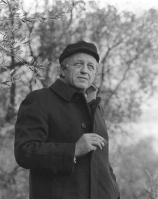 Cervo in Blu d’Inchiostro ricorda lo scrittore Francesco Biamonti e il “territorio dell’esistenza”. 