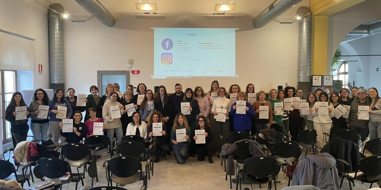 Consegnati in municipio a Tortona gli attestati di partecipazione a 63 educatori dei servizi scolastici