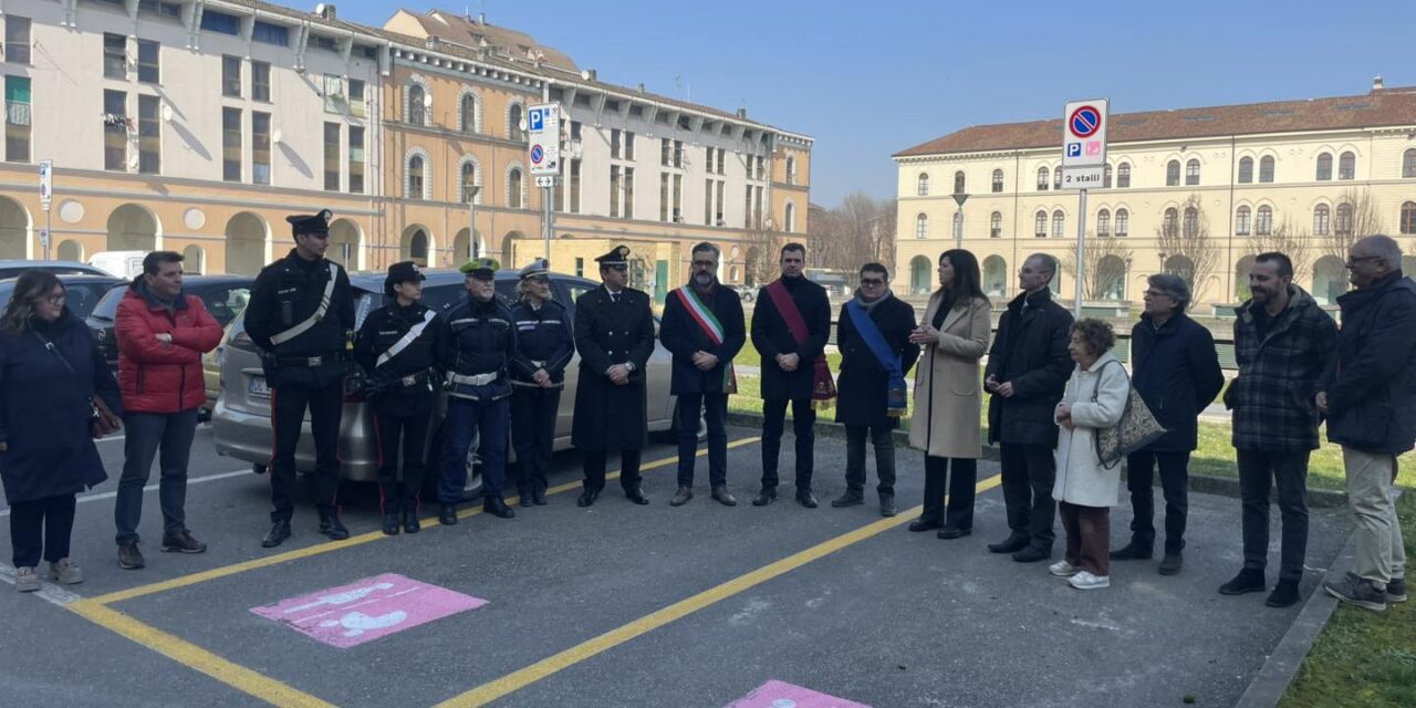 Inaugurati stamattina a Tortona gli stalli rosa