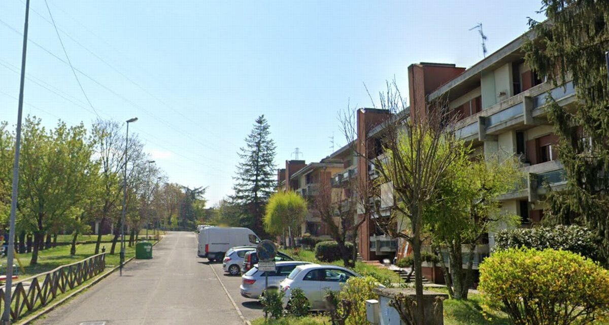 Lite in famiglia a Tortona, con accoltellamento tra le mura domestiche, mamma e figlio feriti.