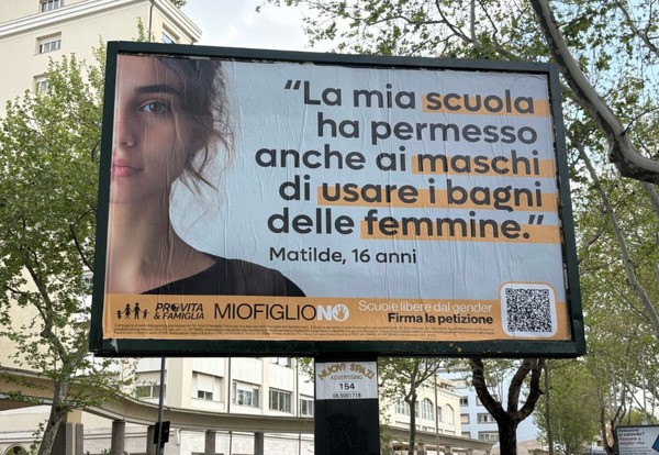 Scuola. Affissioni shock di Pro Vita & Famiglia per legge su libertà educativa delle famiglie