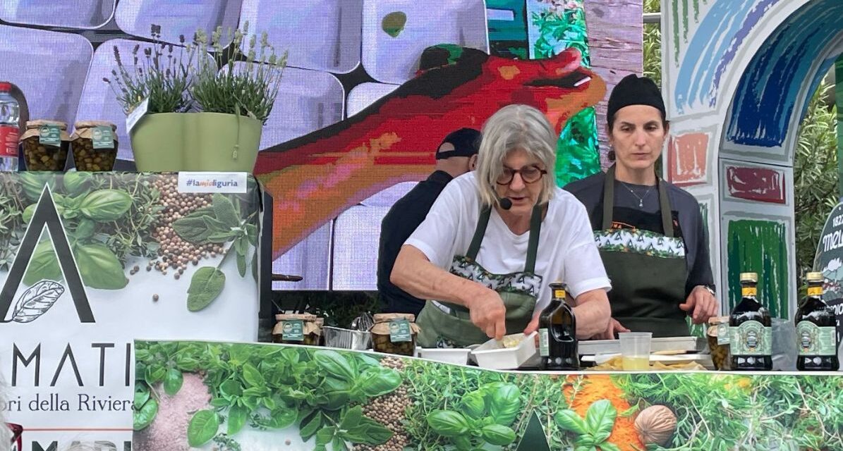 Anna Ghisolfi tiene alto il nome di Tortona in Liguria a Diano Marina col suo cooking show ad “Aromatica”