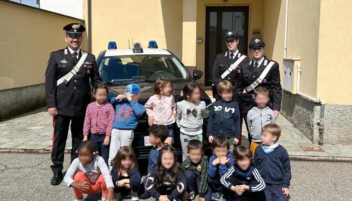 “Cultura della Legalità” – I bambini della scuola dell’infanzia di Bistagno ospiti dei Carabinieri