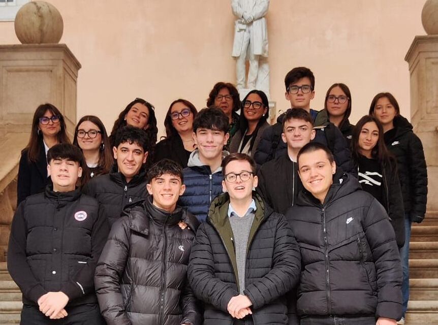 Al Liceo Peano di Tortona educazione finanziaria con i Lions