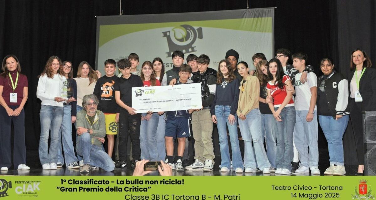La 3^B della scuola Media “Mario Patri” e la 3^A del Liceo “Peano” di Tortona vincono il “Festival del corto”