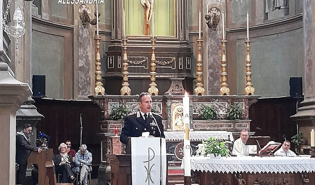 Truffe alle fasce deboli – I Carabinieri di Casale incontrano i fedeli al termine della Santa Messa: “conoscere per riconoscere” e prevenire