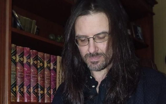 Il Tortonese Marco Candida Giovedì su Instagram presenta il romanzo “Le continuazioni” con gianCarlo Onorato.