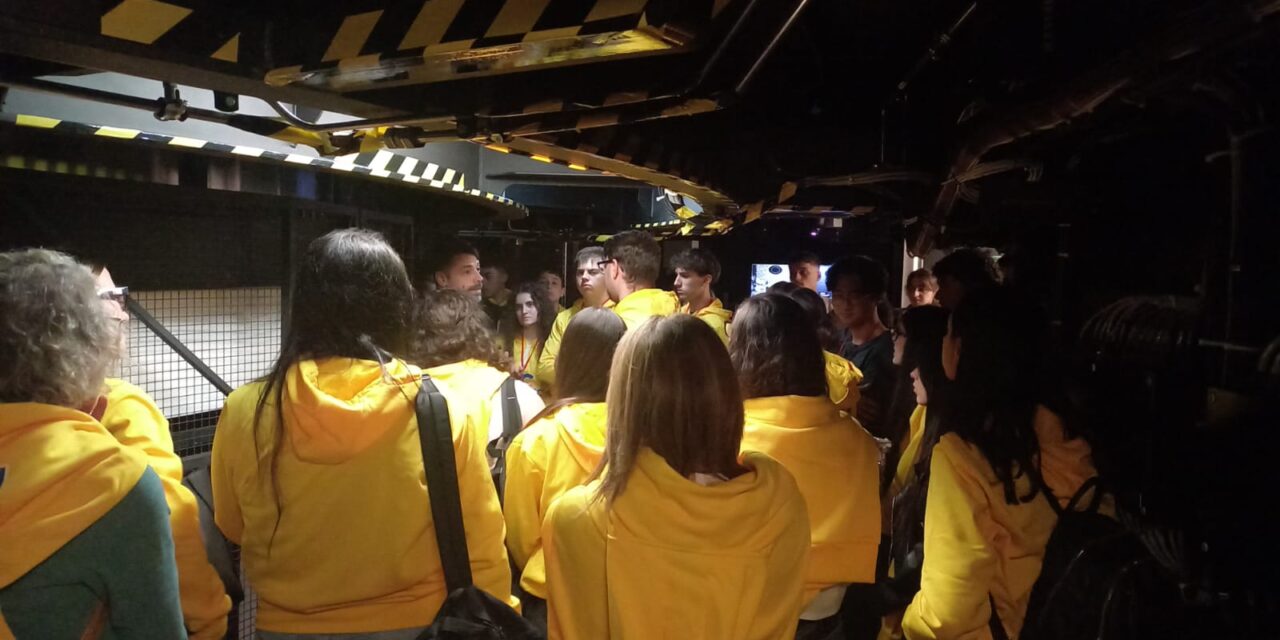 Gli studenti della 4AR del Marconi di Tortona a bordo di Costa Smeralda