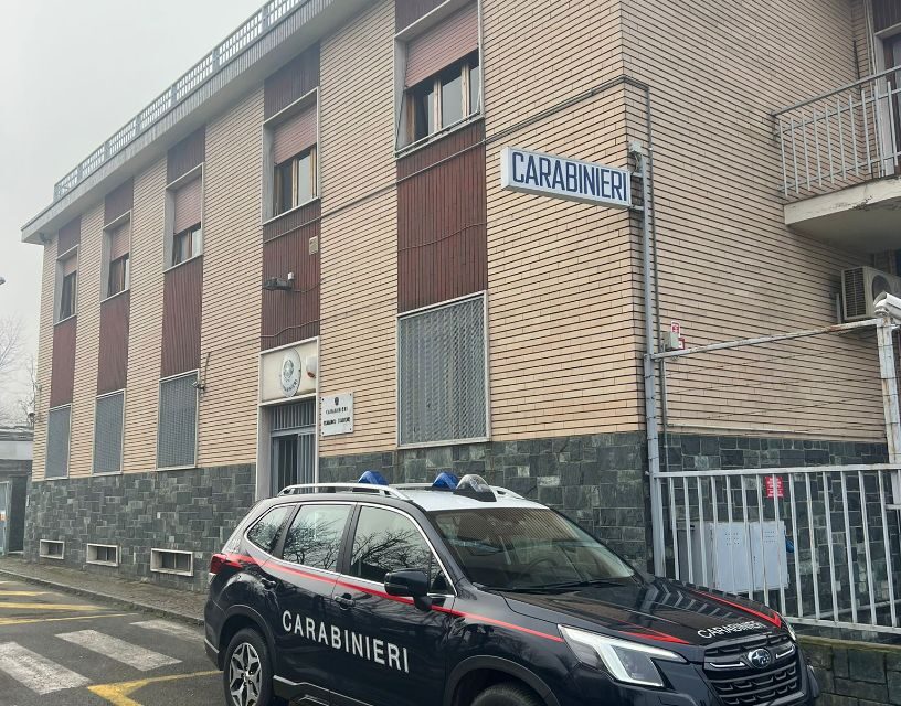 Tradito dallo smartphone, il pusher arrestato dai Carabinieri di Valenza con mezzo chilo di marijuana