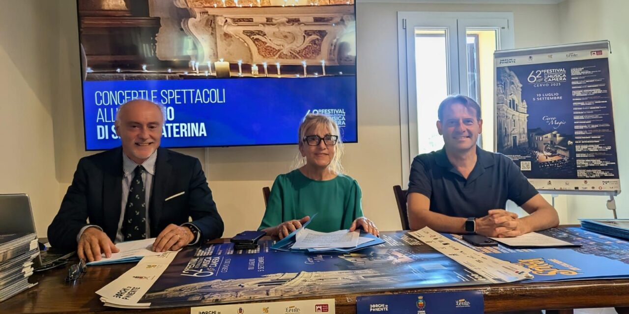 Andrea Bajani a Cervo: il vincitore del Premio Strega 2025 domani in Piazza dei Corallini