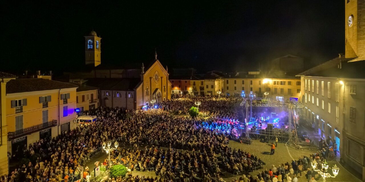 Migliaia di persone per i Nomadi a Castelnuovo Scrivia