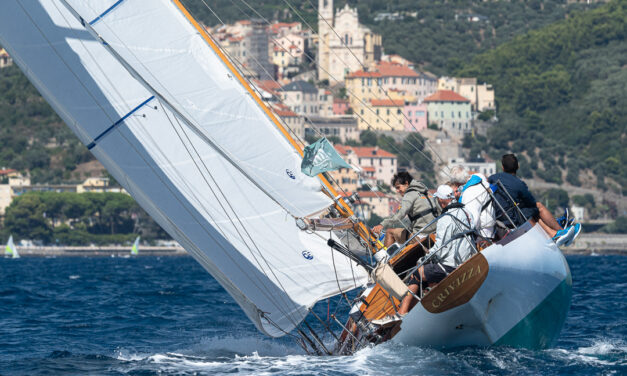 Le Vele d’Epoca compiono 40 anni e raddoppiano: a Imperia arrivano anche i Mondiali della Classe 12 Metri
