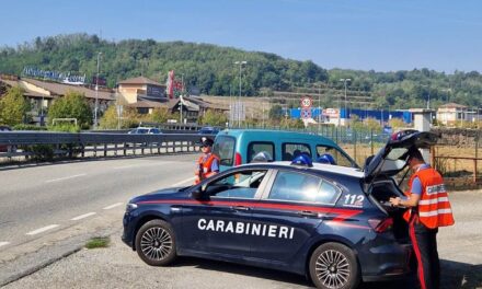 Ventimiglia, un arresto per furto d’auto e una denuncia per taccheggio.
