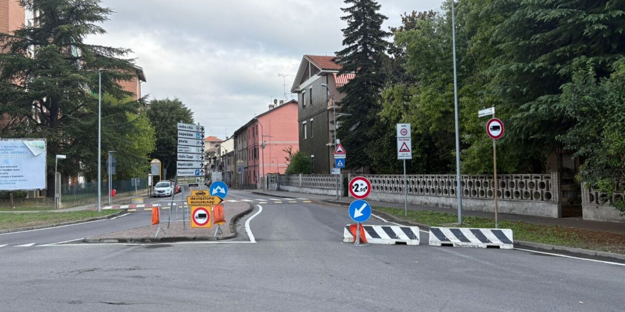 Il Comune di Tortona restringe gli accessi per bloccare i camion in corso Don Orione, via Balustra, via Toniolo e viale Kennedy