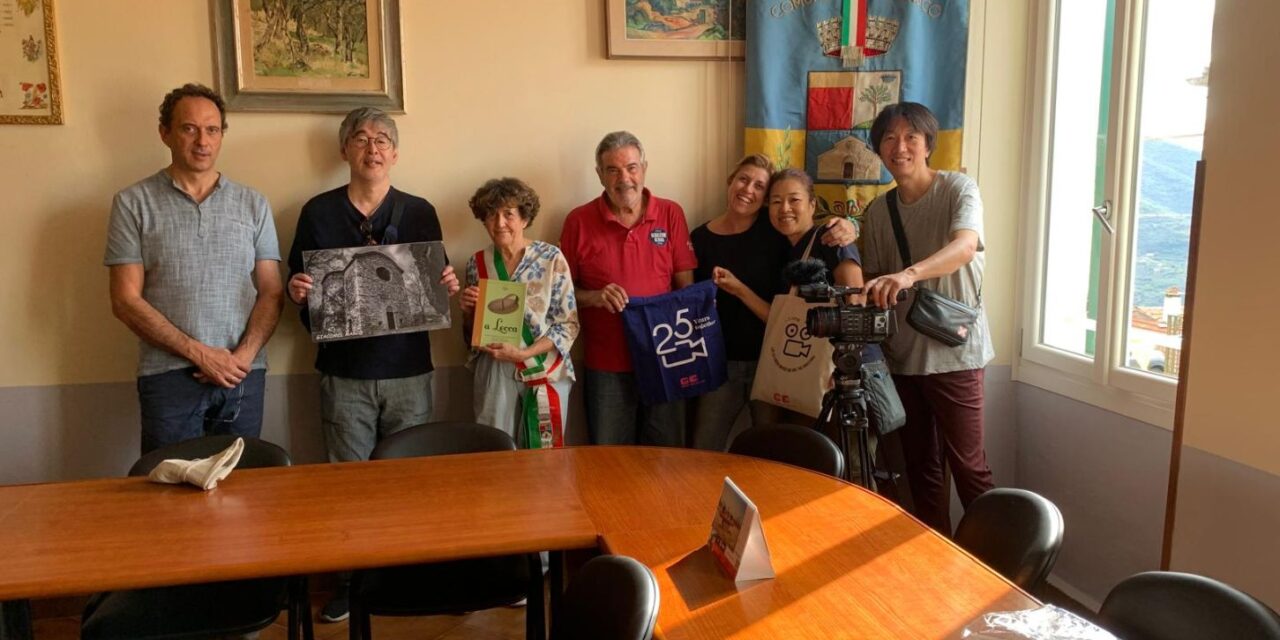 La troupe di BS Nippon Television dopo dieci anni è tornata Lucinasco. Giornate emozionanti.