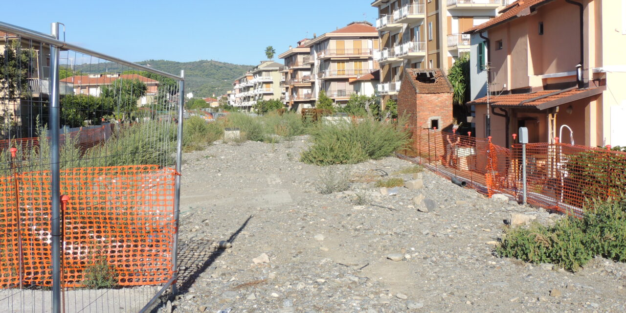La Pista ciclabile nel Golfo Dianese sta prendendo forma, ma vedendo la situazione, difficile vederla a fine anno