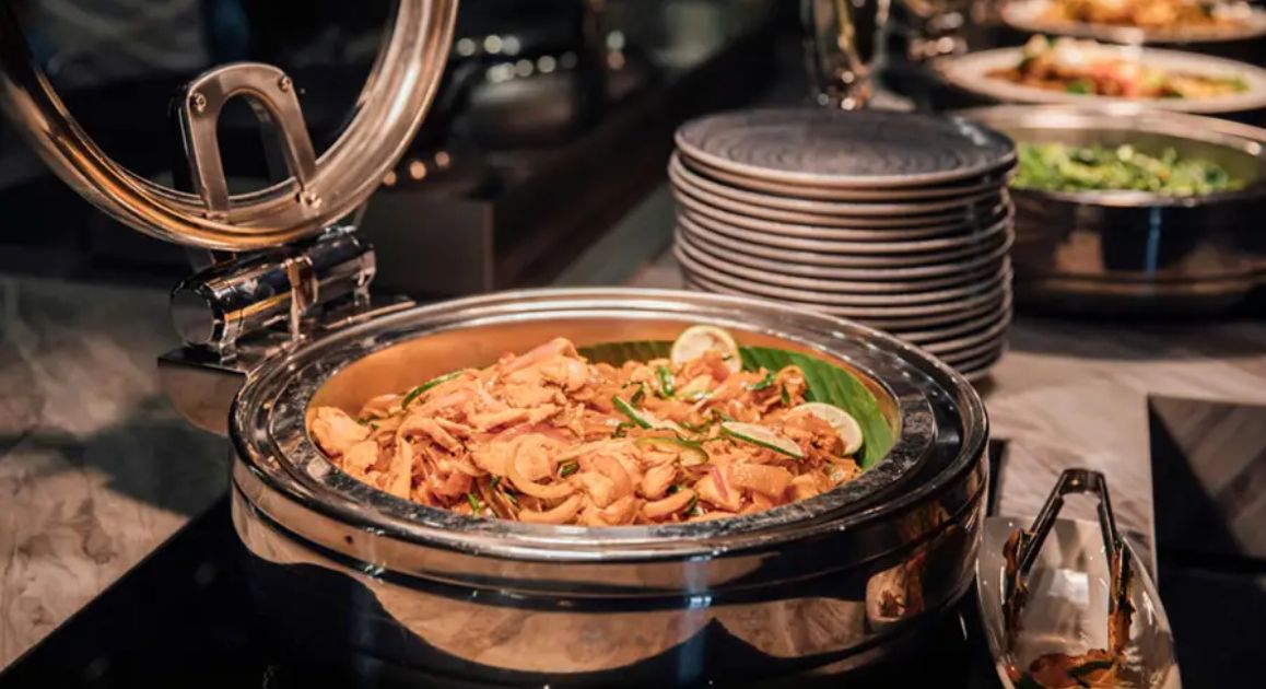 Attrezzatura da catering a noleggio: guida completa per eventi perfetti