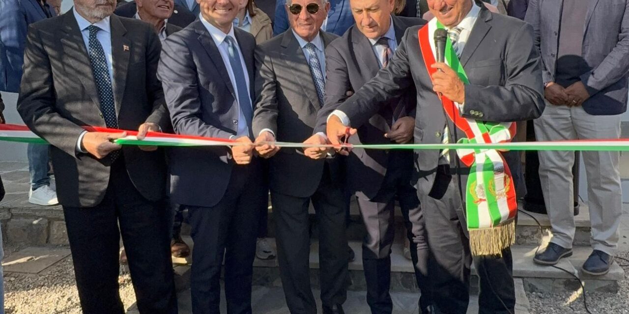 Rinata la stazione di Santo Stefano al mare, restituita alla collettività