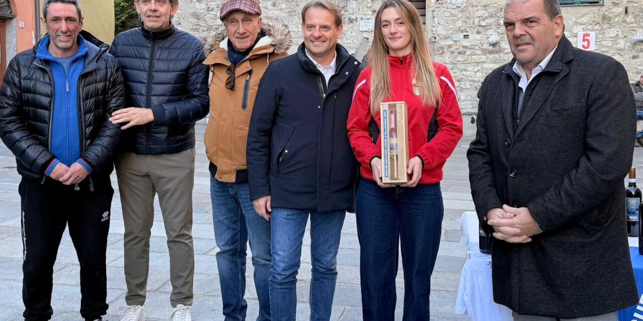 L’assessore regionale Scajola al ‘Memorial Marvaldi’ di pallapugno a San Lorenzo al Mare: “Iniziativa di grande successo, complimenti a Rebecca Klippl 
